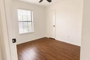 1105 Maple View Dr, Arlington, TX 76018 - Photo 7