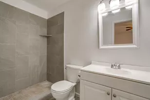 4935 Curzon Ave, Fort Worth, TX 76107 - Photo 13