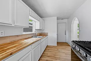 1313 E Lamar St, Sherman, TX 75090 - Photo 11