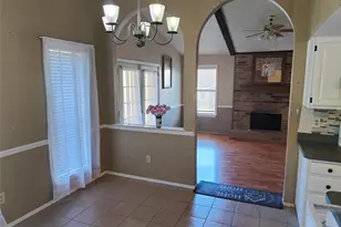 2513 Crown Cir, Garland, TX 75044 - Photo 11