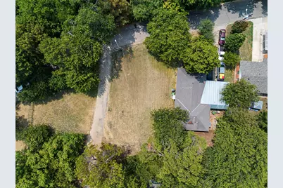 3815 Higgins Avenue, Cockrell Hill, TX 75211 - Photo 3