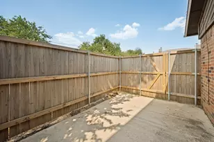 1122 Millview Dr, Arlington, TX 76012 - Photo 13