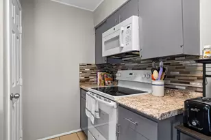 1019 Woodmere Dr, Lewisville, TX 75067 - Photo 15
