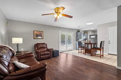1019 Woodmere Drive, Lewisville, TX 75067 - Photo 11