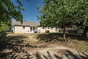 1019 Woodmere Dr, Lewisville, TX 75067 - Photo 29