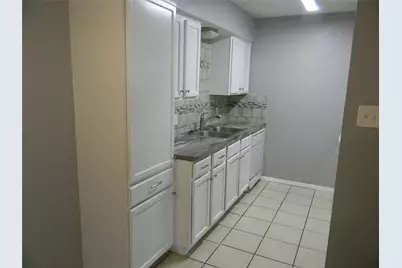 7024 Crosstimbers Lane, North Richland Hills, TX 76182 - Photo 7