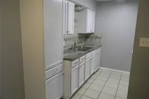7024 Crosstimbers Ln, North Richland Hills, TX 76182 - Photo 7