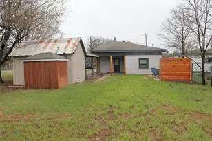 104 S Hubbard St, Alvord, TX 76225 - Photo 25