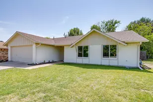 7017 Betsy Ross Ct, Watauga, TX 76148 - Photo 11