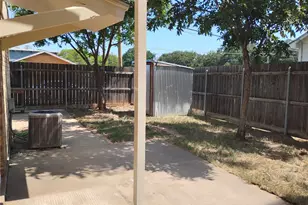 1202 Hilltop Dr, Irving, TX 75060 - Photo 29