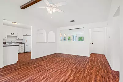 236 E Cunningham Avenue, Crowley, TX 76036 - Photo 3