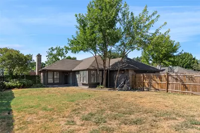 1933 Lavaca Trail, Carrollton, TX 75010 - Photo 27