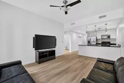 1200 Main Street #1708, Dallas, TX 75202 - Photo 3