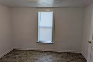 411 S Bradshaw St, Denton, TX 76205 - Photo 11
