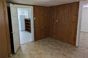 411 S Bradshaw St, Denton, TX 76205 - Photo 5