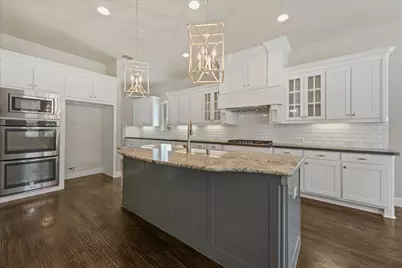10846 Smoky Oak Trail, Argyle, TX 76226 - Photo 7