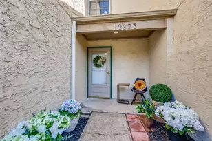 12823 Burninglog Ln, Dallas, TX 75243 - Photo 3