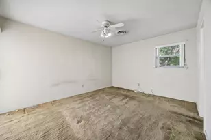 7154 Yolanda Dr, Fort Worth, TX 76112 - Photo 5