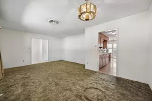 7154 Yolanda Dr, Fort Worth, TX 76112 - Photo 3