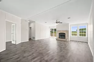1040 Earp Rd, Springtown, TX 76082 - Photo 9