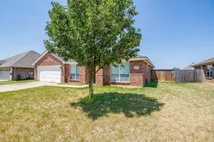 2214 Taylor Dr, Weatherford, TX 76087 - Photo 3