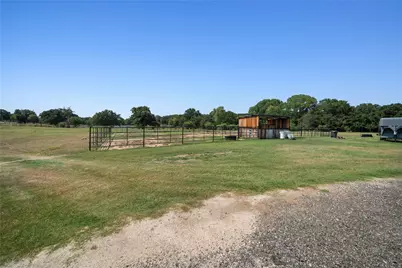 1640 Blair Drive, Cleburne, TX 76031 - Photo 31