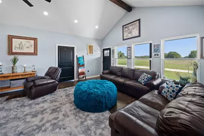 1640 Blair Drive, Cleburne, TX 76031 - Photo 17