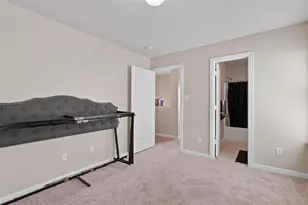 2700 Club Ridge Dr, Lewisville, TX 75067 - Photo 11