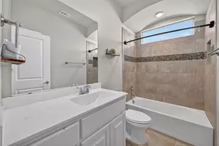 576 Pendennis Dr, Saginaw, TX 76131 - Photo 11