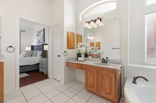 8029 Kristina Ln, North Richland Hills, TX 76182 - Photo 17