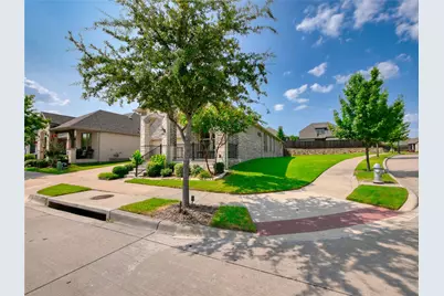 7617 Redondo Drive, Rowlett, TX 75088 - Photo 5