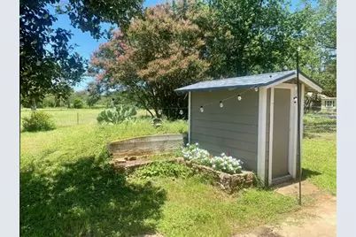 720 N West Street, Burnet, TX 78611 - Photo 19