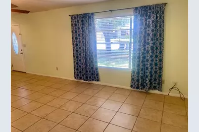 720 N West Street, Burnet, TX 78611 - Photo 3