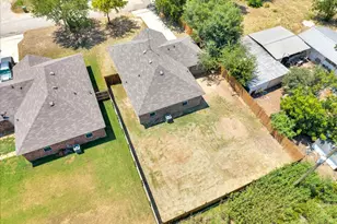 808 SW 24th St, Mineral Wells, TX 76067 - Photo 31