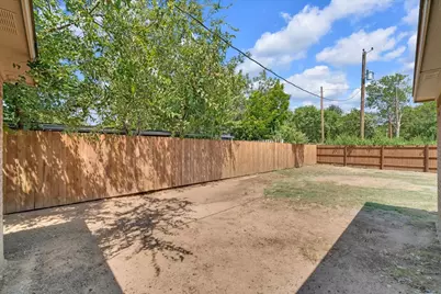 808 SW 24th Street, Mineral Wells, TX 76067 - Photo 27