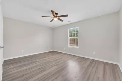 808 SW 24th Street, Mineral Wells, TX 76067 - Photo 15
