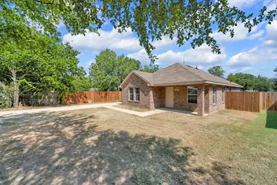 808 SW 24th Street, Mineral Wells, TX 76067 - Photo 3