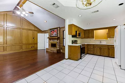 841 Broadmoor Drive, Mesquite, TX 75149 - Photo 11