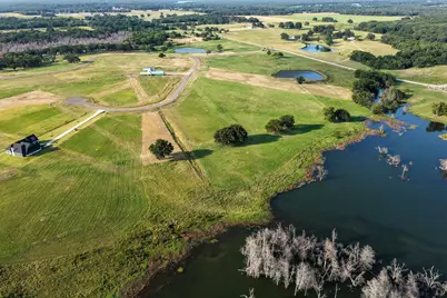 375 Sailview Court, Honey Grove, TX 75446 - Photo 11
