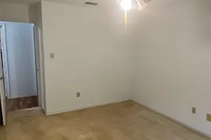 7640 Grassland Dr, Fort Worth, TX 76133 - Photo 15
