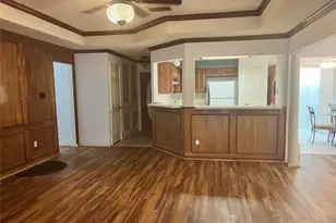 7640 Grassland Dr, Fort Worth, TX 76133 - Photo 3