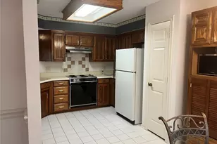 7640 Grassland Dr, Fort Worth, TX 76133 - Photo 9