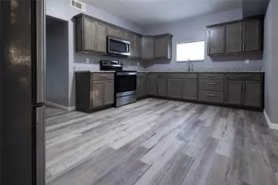310 S Rusk Street, Groesbeck, TX 76642 - Photo 3