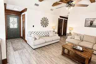 1870 Ross Ln, Springtown, TX 76082 - Photo 7