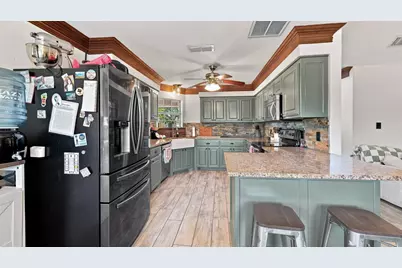 1870 Ross Lane, Springtown, TX 76082 - Photo 11