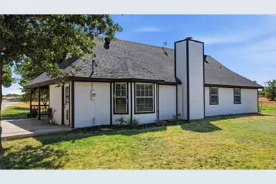 1870 Ross Lane, Springtown, TX 76082 - Photo 31