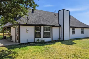 1870 Ross Ln, Springtown, TX 76082 - Photo 31