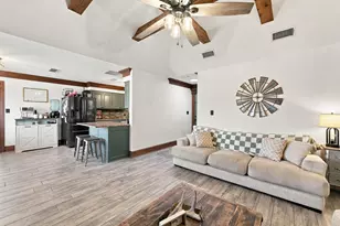 1870 Ross Ln, Springtown, TX 76082 - Photo 7