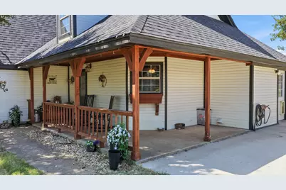 1870 Ross Lane, Springtown, TX 76082 - Photo 3