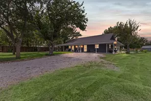 10717 County Rd 507, Venus, TX 76084 - Photo 1